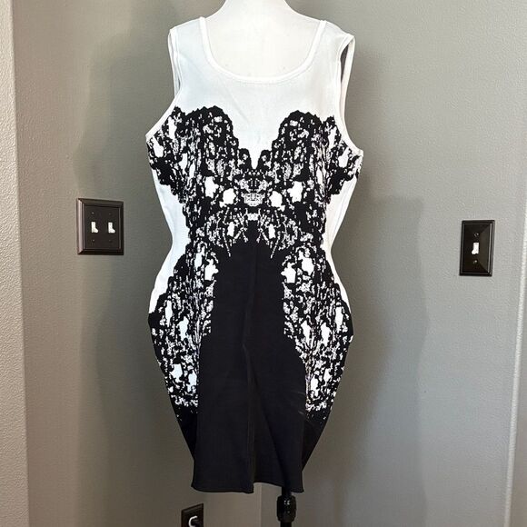Lane Bryant Black and White Patterned Mini Dress - Picture 1 of 4